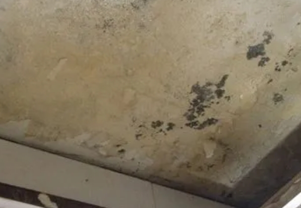 柳林阳台漏水维修公司分享下柳林卫生间渗水维修需要注意哪些问题。